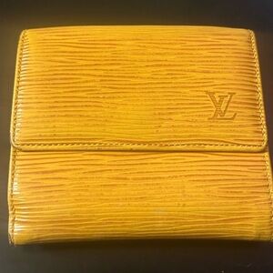 Louis Vuitton EPI yellow trifold wallet *Authentic*